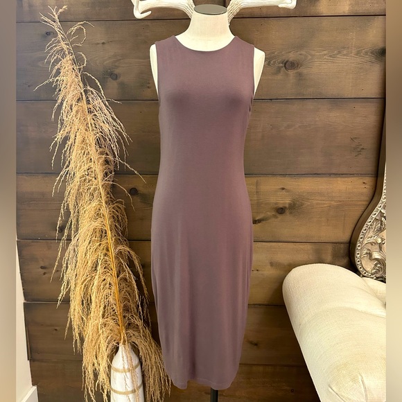 Final Touch Dresses & Skirts - Mocha brown fitted solid knit sleeveless bodycon dress